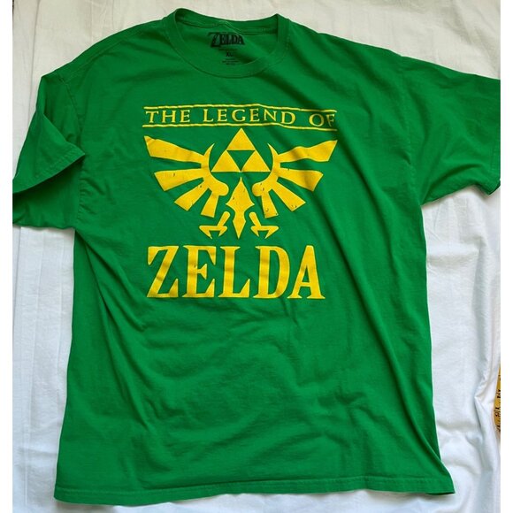 The Legend Of Zelda Graphic T Shirt Mens Sz XL Hyrule Crest Green Gold Nintendo - Picture 7 of 8